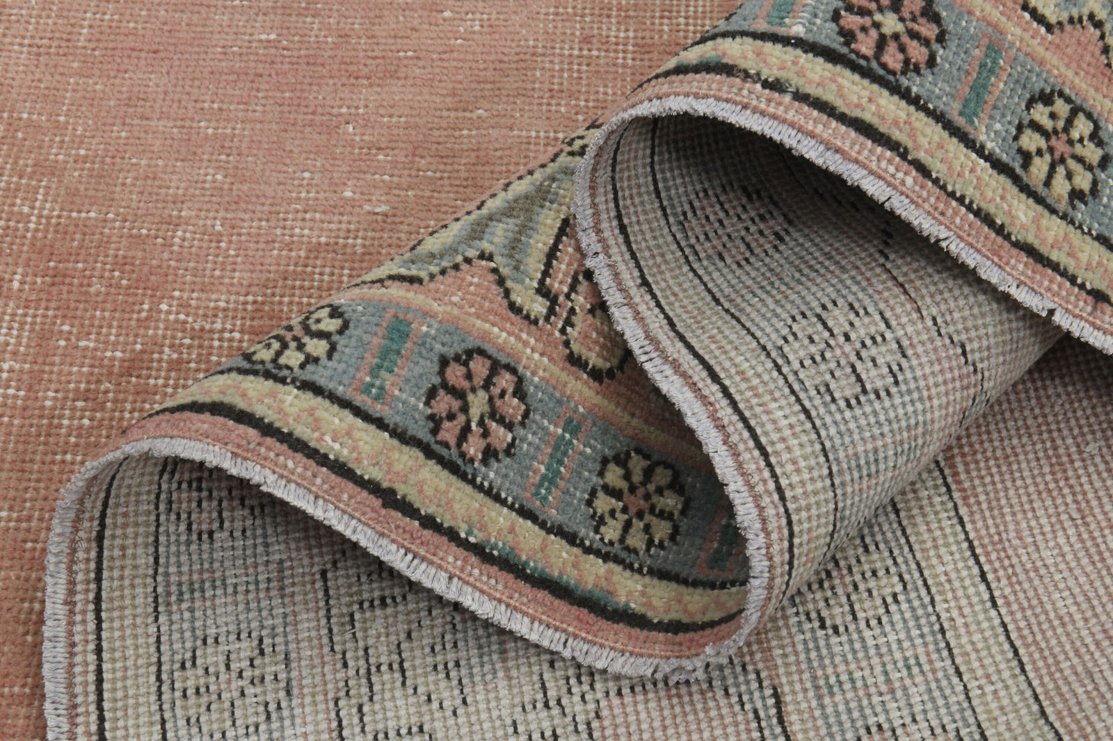 9.5x12.2 ft, PINK OVERSIZED RUG - 9