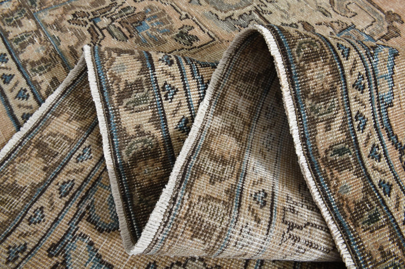 8'2x10'5 ft, PERSIAN DECOR RUG (1 of 19)