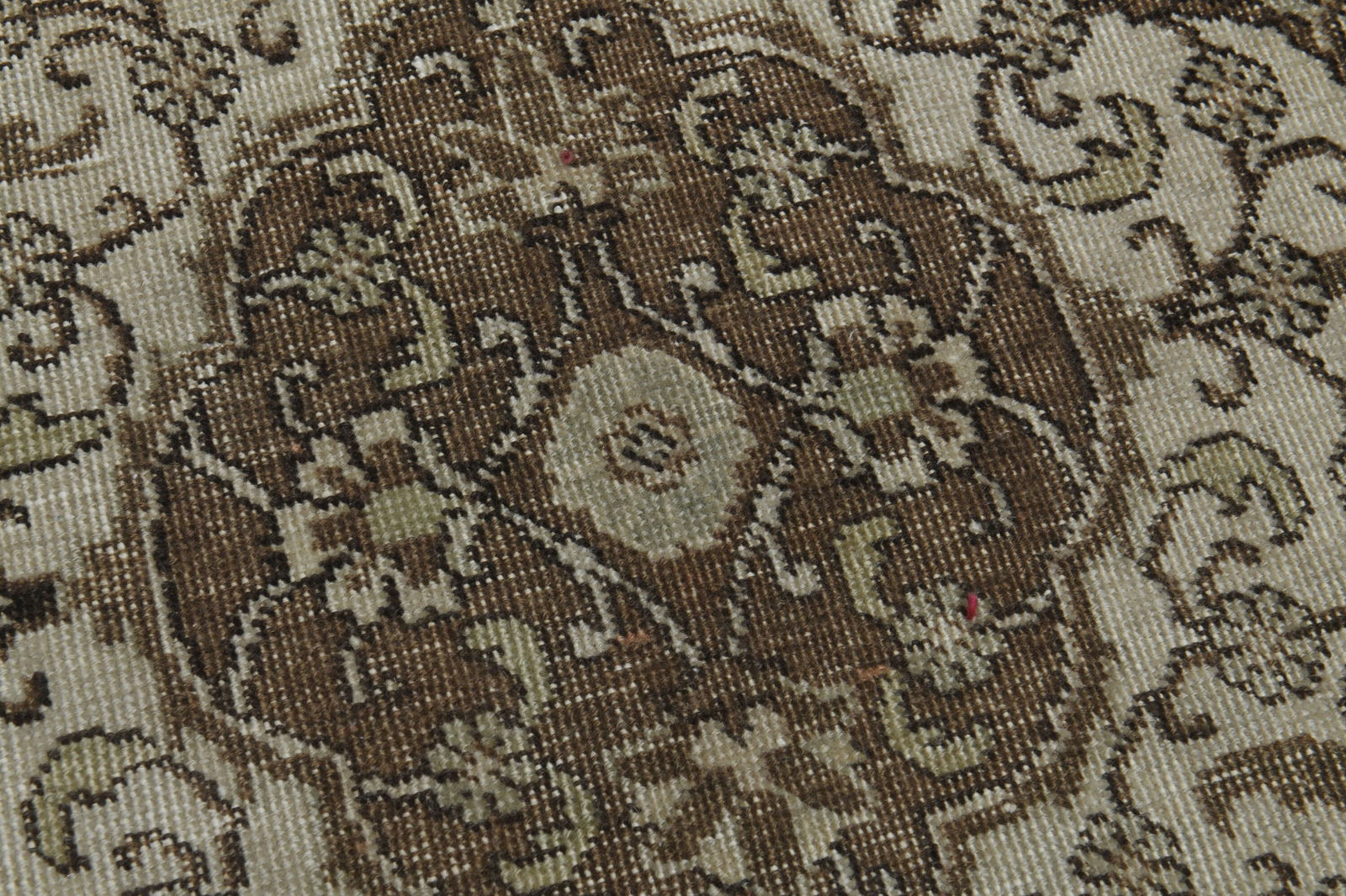 7.4x10.5 ft, HAND KNOTTED RUG - 17