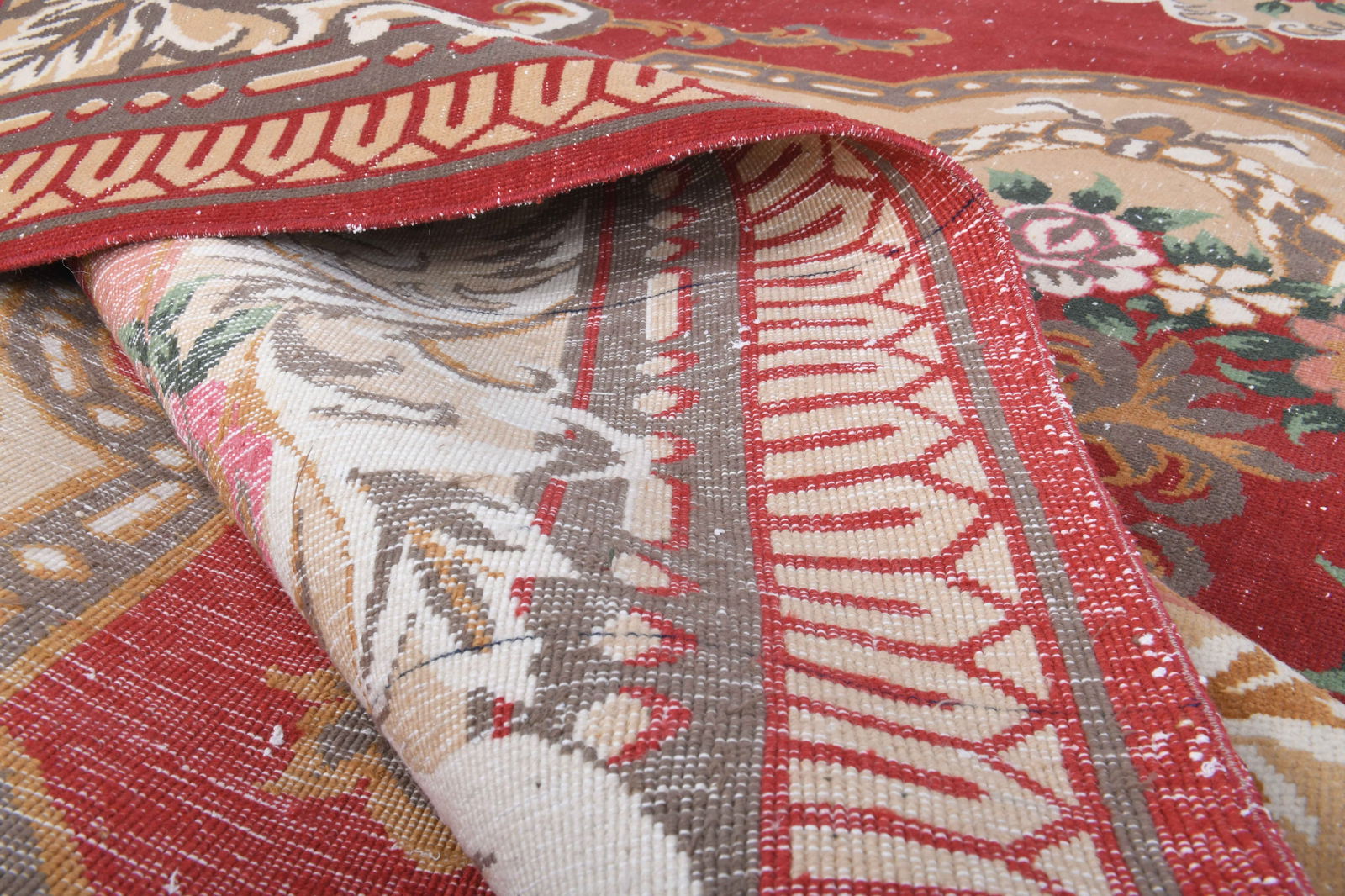 9.8x12.3 ft, TURKISH AREA Rug, Vintage: Title: 9.8x12.3 ft, TURKISH AREA Rug, Vintage Description: This Turkish one-of-a-kind Anatolian Vintage Rug is hand-knotted and handwoven by the most skilled artisans who use pure wool, in muted,