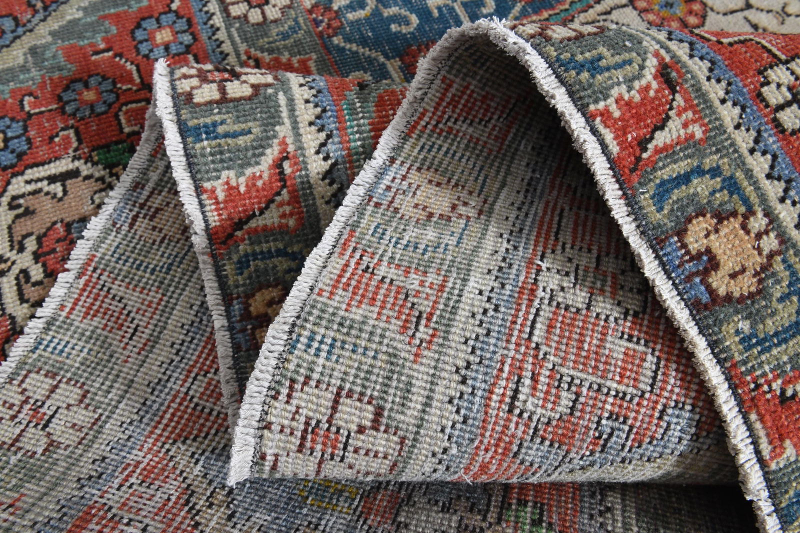 8'8x12'2 ft, PERSIAN WOOL RUG: Title: 8'8x12'2 ft, PERSIAN WOOL RUG Description: This Turkish one-of-a-kind Anatolian Vintage Rug is hand-knotted and handwoven by the most skilled artisans who use pure wool, in muted, natural tones