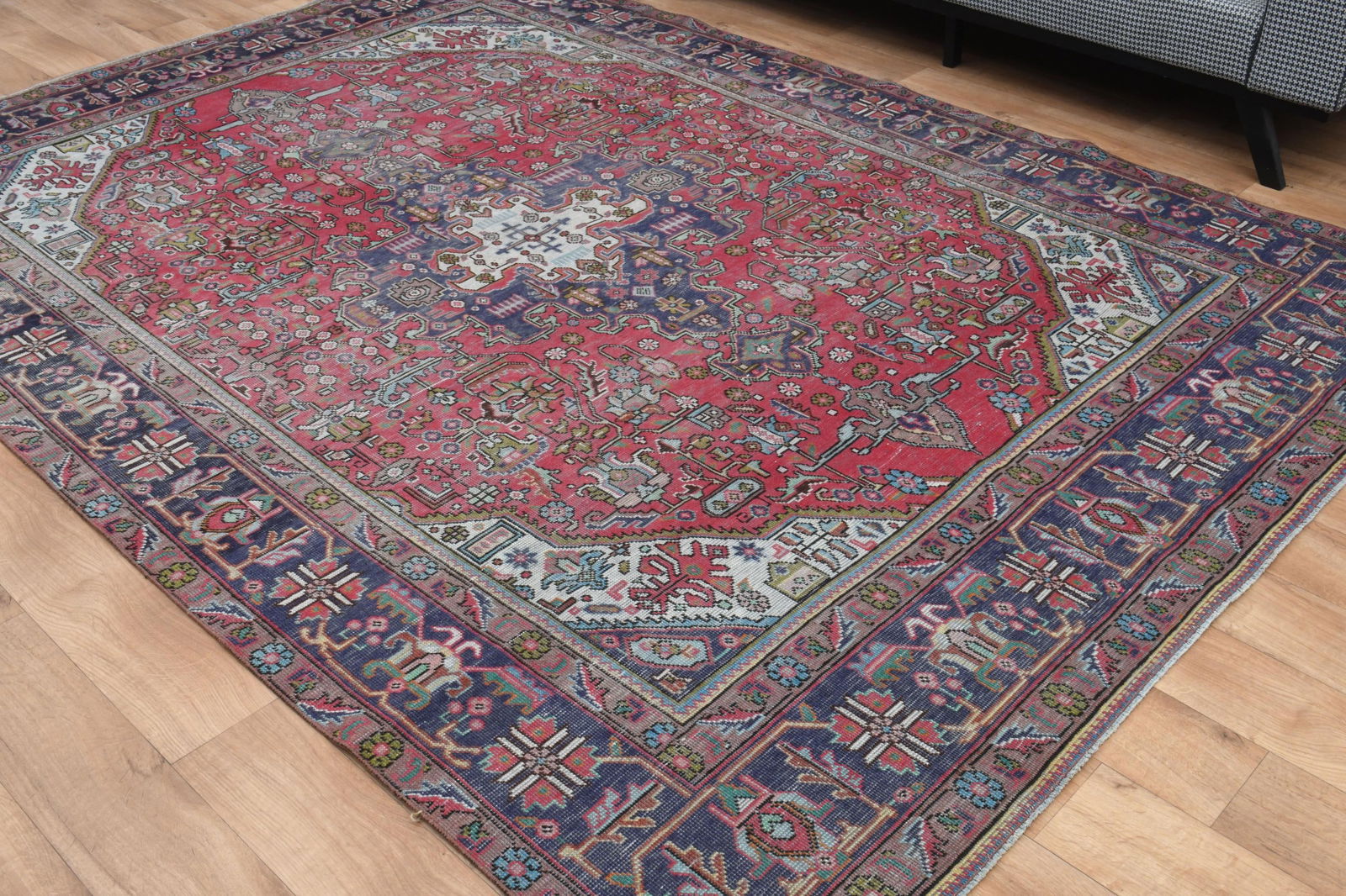 7.6x11 VINTAGE PERSIAN STYLE - 15