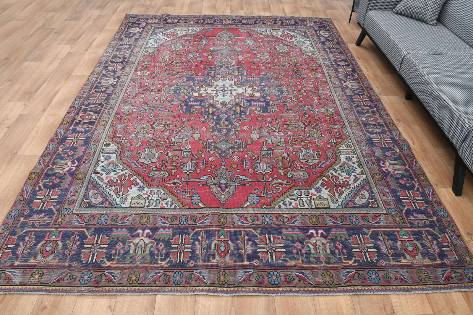 7.6x11 VINTAGE PERSIAN STYLE: Title: 7.6x11 VINTAGE PERSIAN STYLE Description: This Turkish one-of-a-kind Anatolian Vintage Rug is hand-knotted and handwoven by the most skilled artisans who use pure wool, in muted, natural