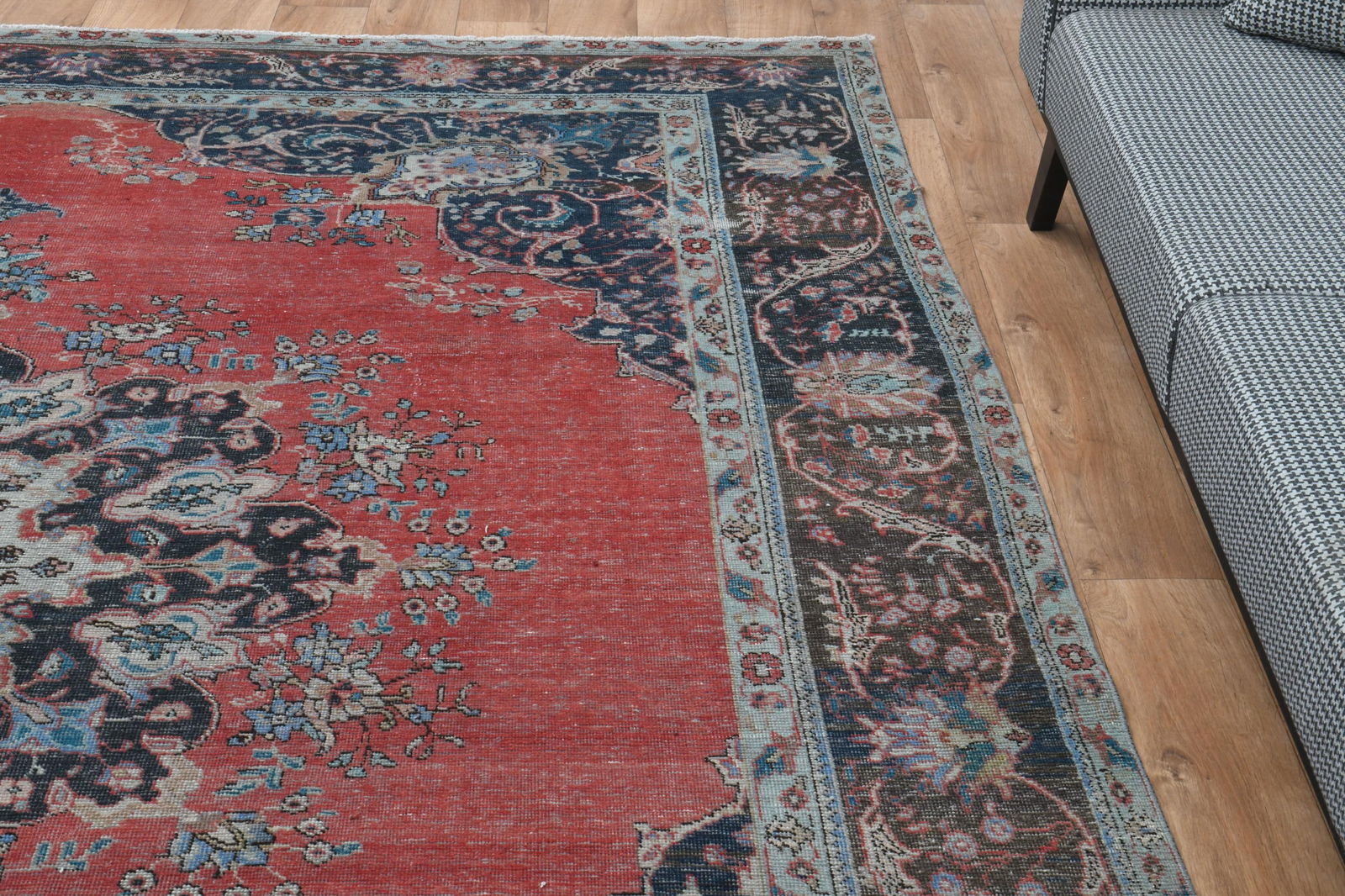 9x12 Red Vintage Rug - 10
