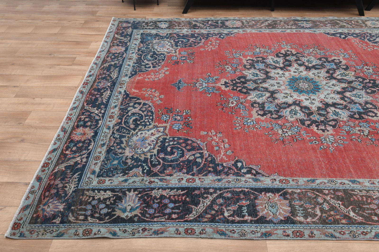 9x12 Red Vintage Rug - 6