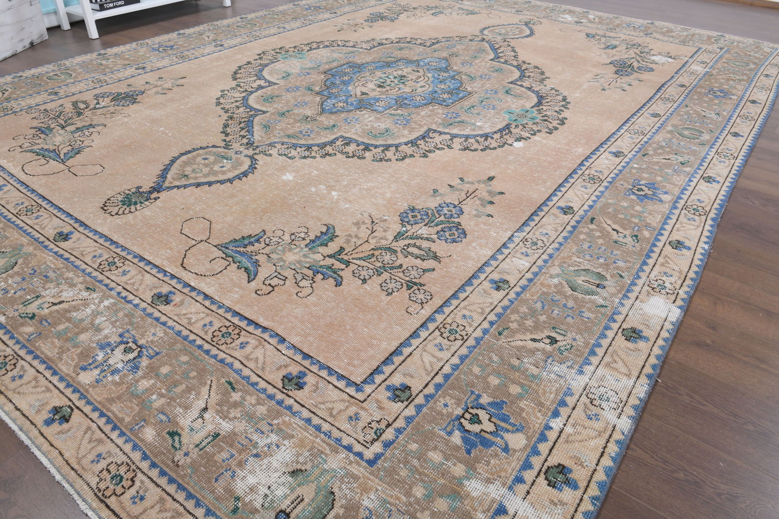 9'8x12'8 ft, RARE DESIGN - 4