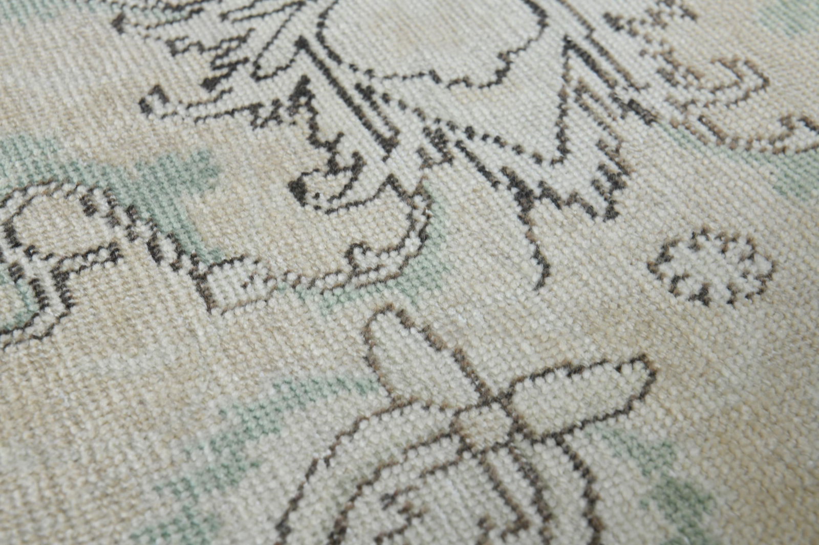 9.1x12.5 ft, BEIGE MINIMALIST RUG - 16