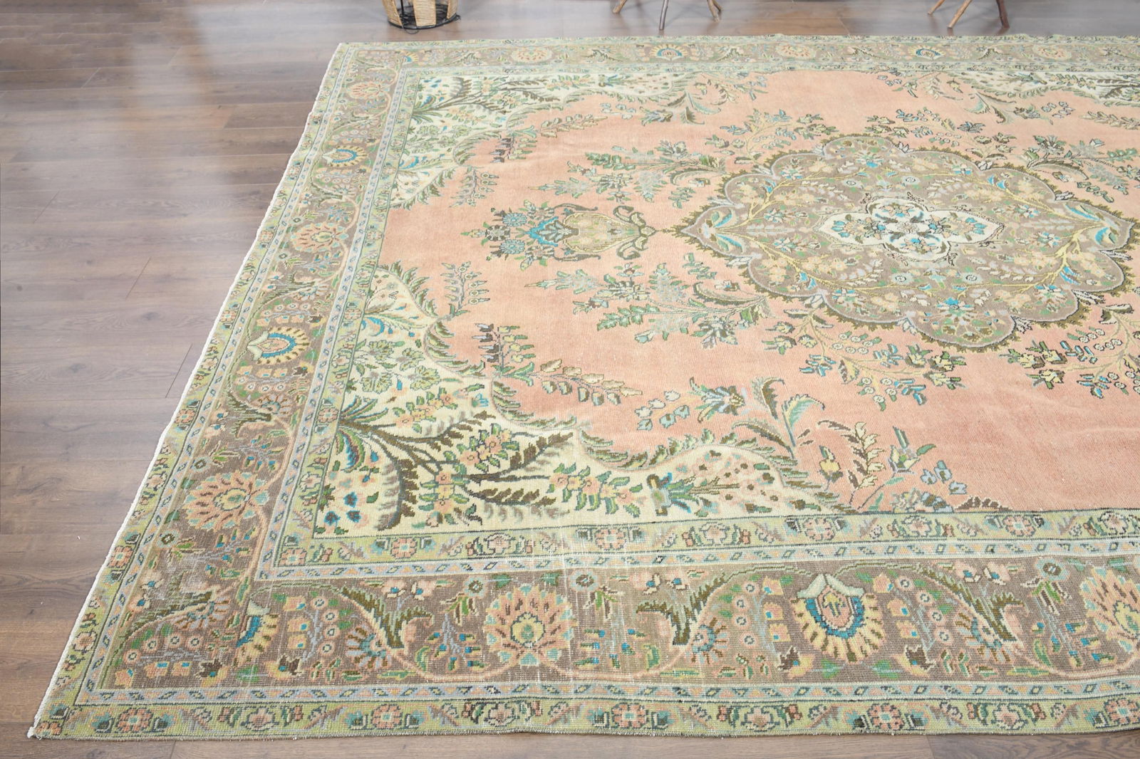 9.5x12.6 ft, OVERSIZED ORANGE BROWN - 18