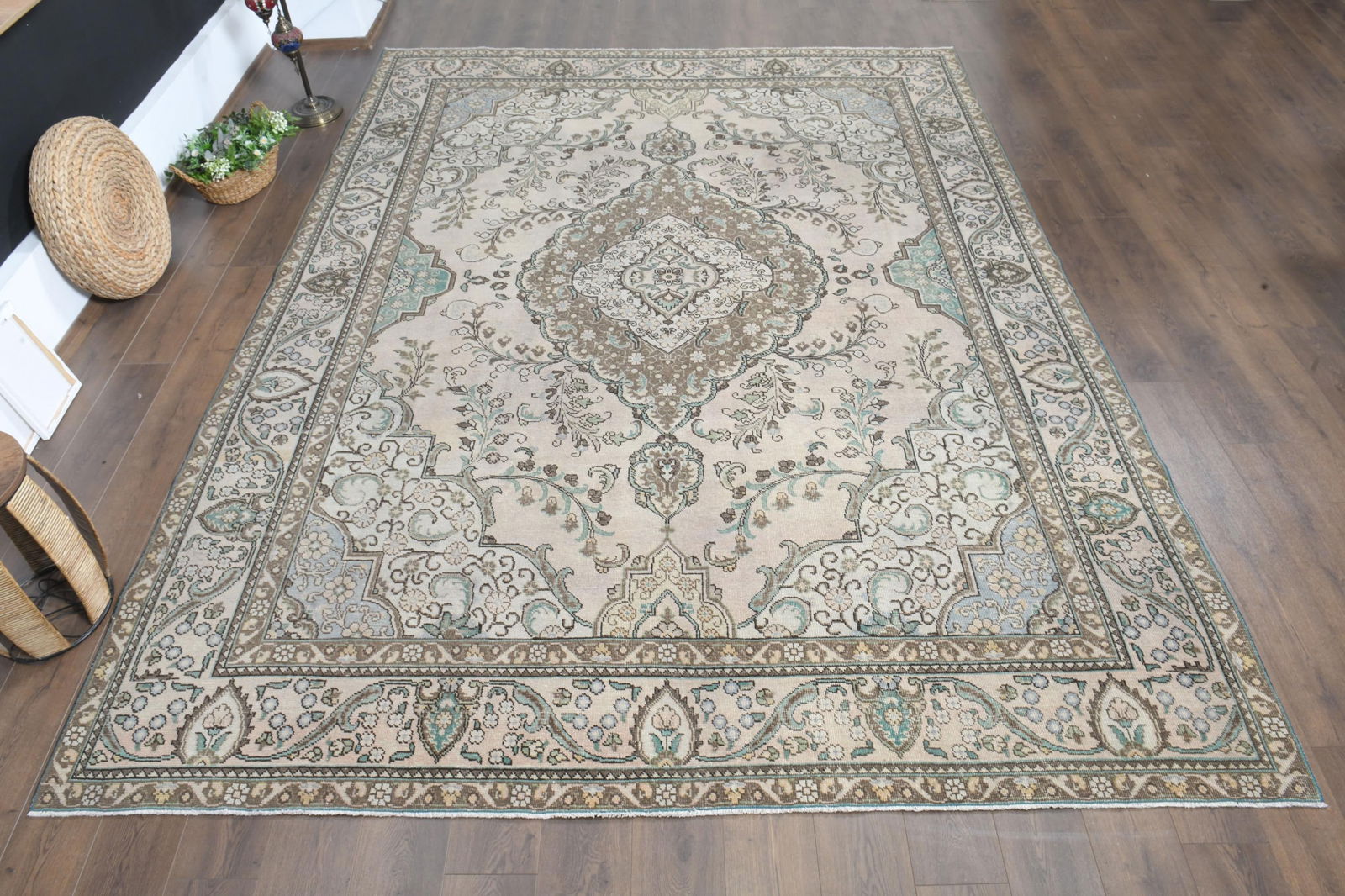 9'4x12'5 ft, BROWN OVERSIZED RUG - 2