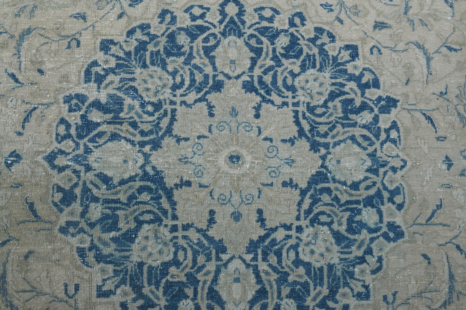 9.5x13.8 ft, PERSIAN AREA RUG - 12