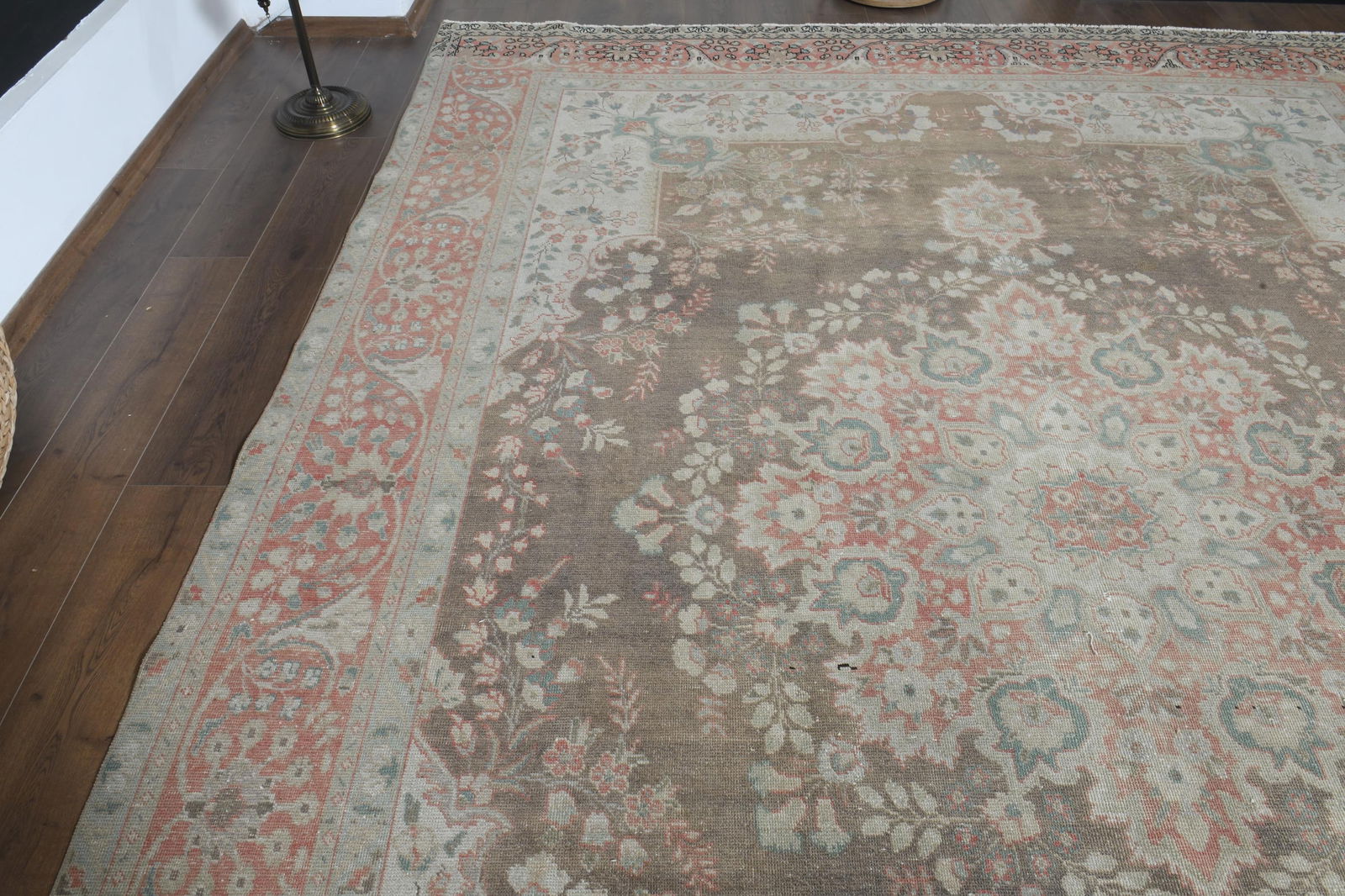 9.6x12.5 ft, BROWN OVERSIZED RUG - 9