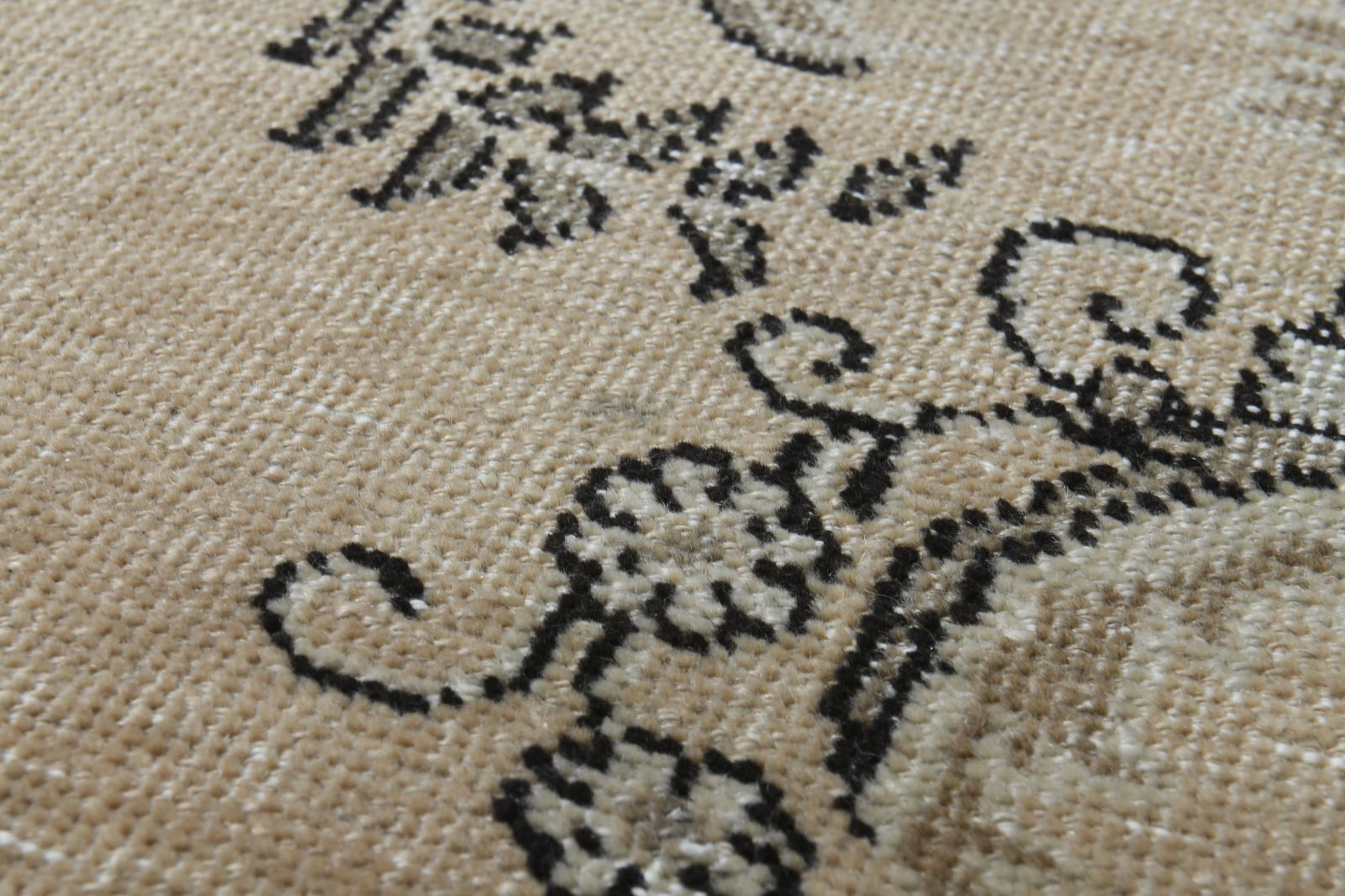 9'5x12'3 ft, ORANGE OVERSIZED RUG - 5