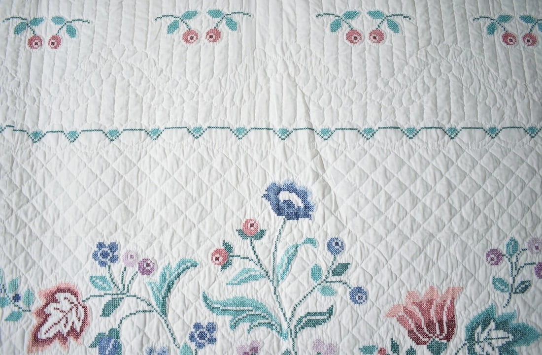 Vintage Tree of Life Quilt - 9