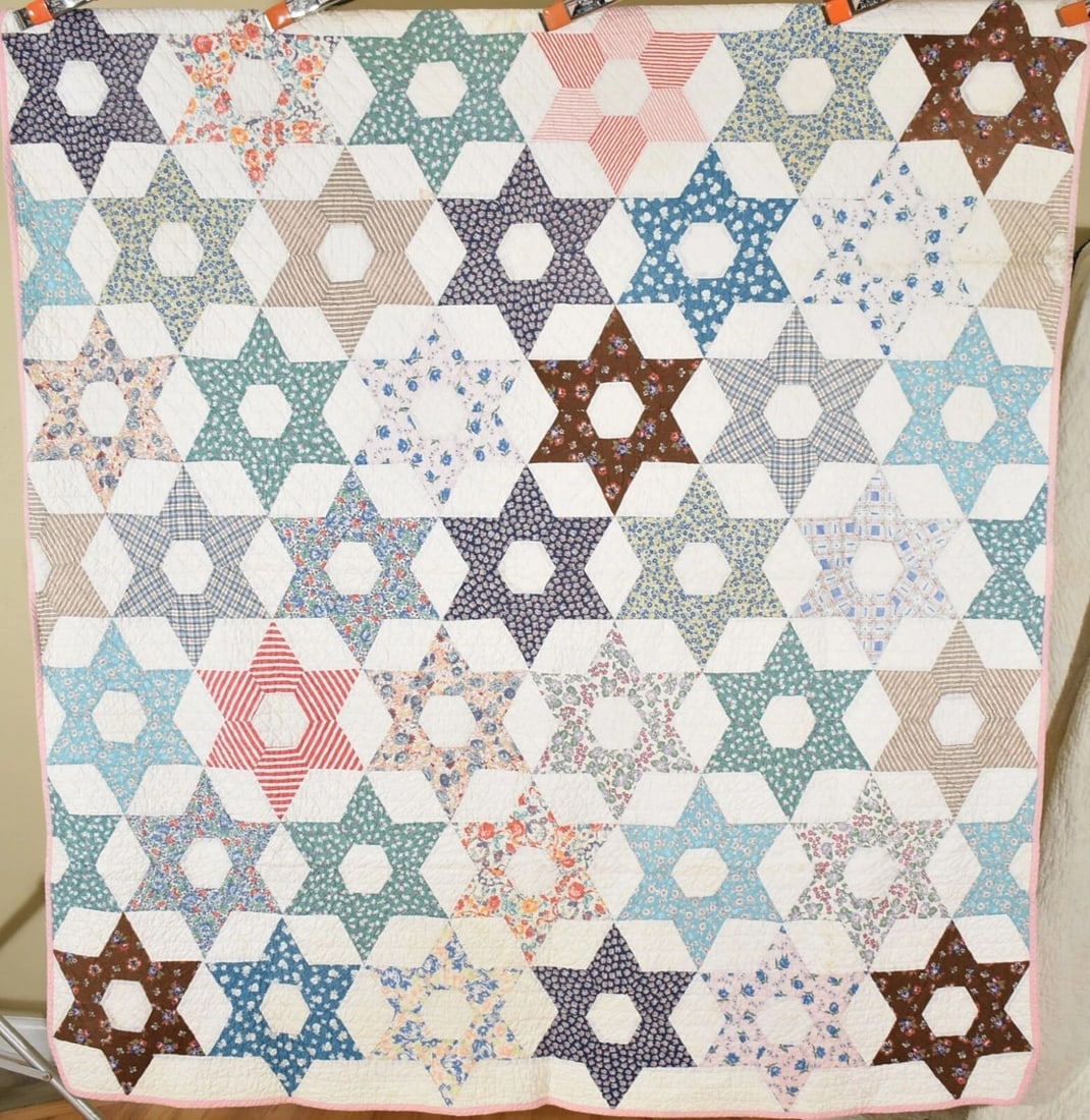 30's Touching Stars Quilt (1 of 9)