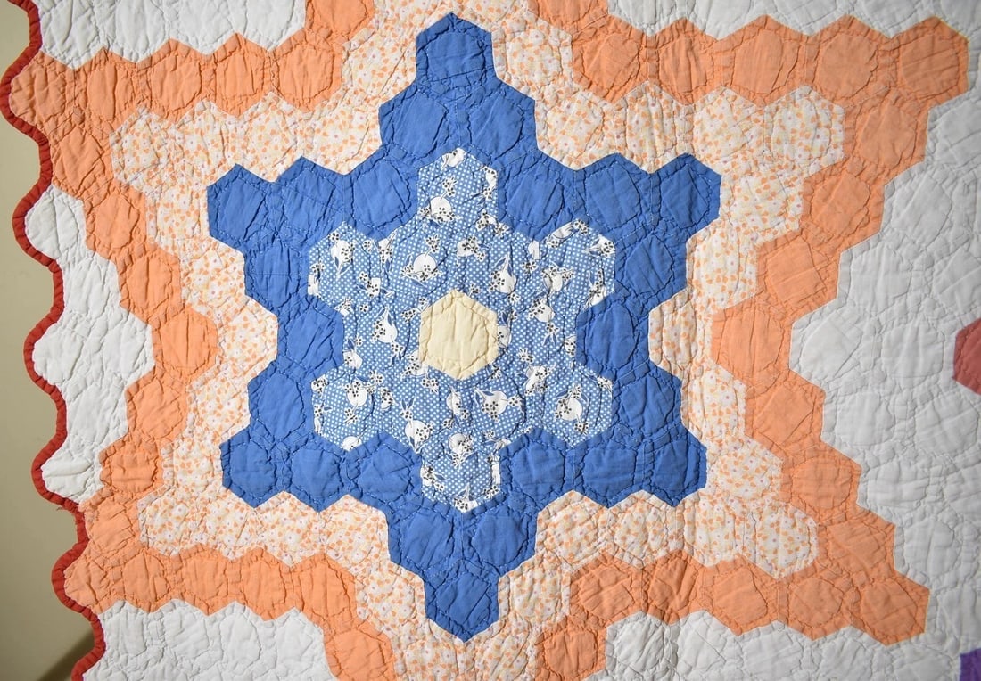 30's Flower Garden Stars Mosaic Quilt - 5