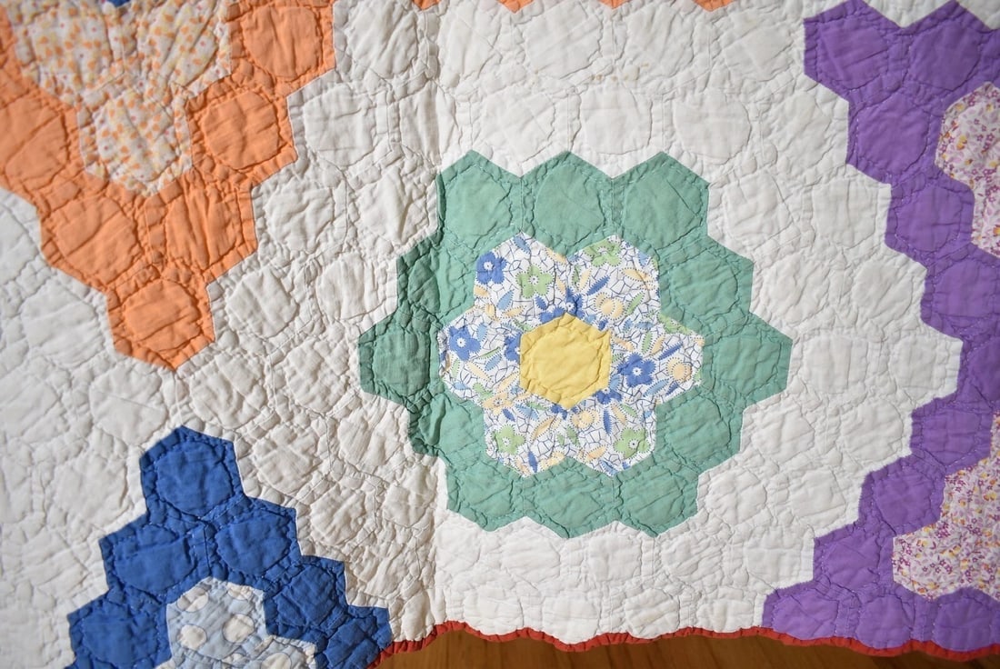 30's Flower Garden Stars Mosaic Quilt - 6