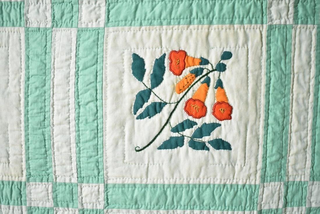 30's "Garden of Flowers" Applique Quilt - 10