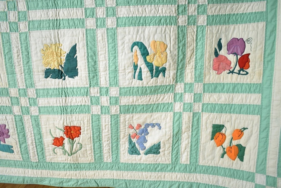 30's "Garden of Flowers" Applique Quilt - 6