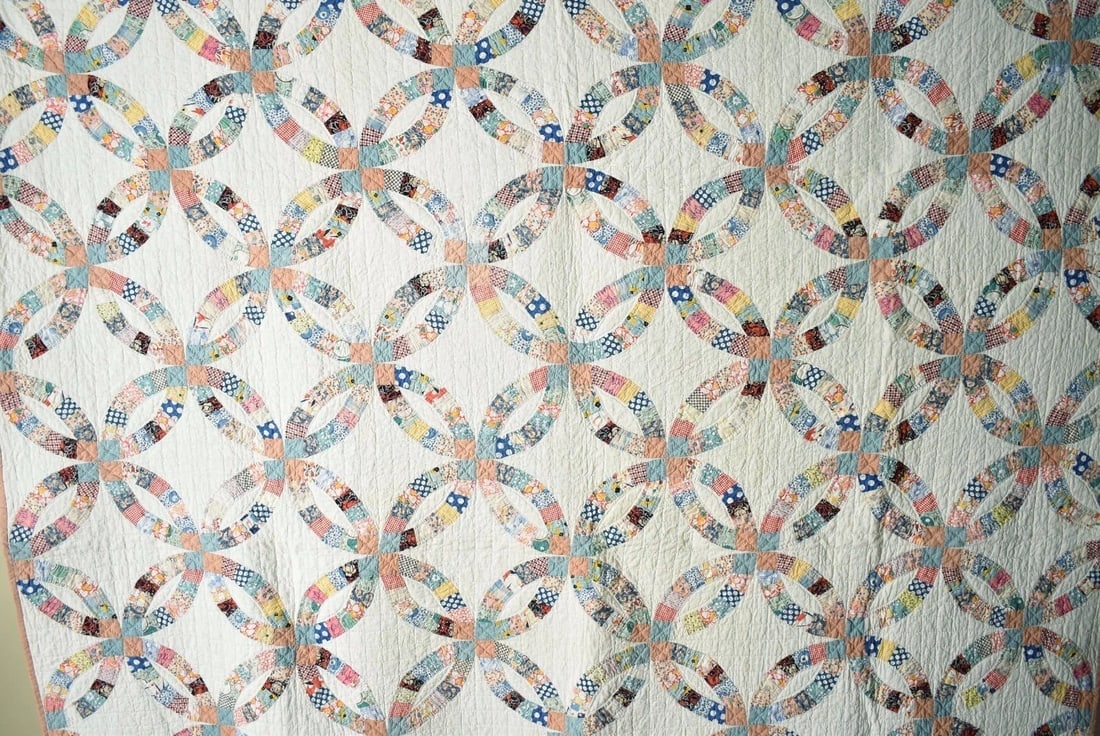 30's Double Wedding Ring Quilt, Small Pieces - 2