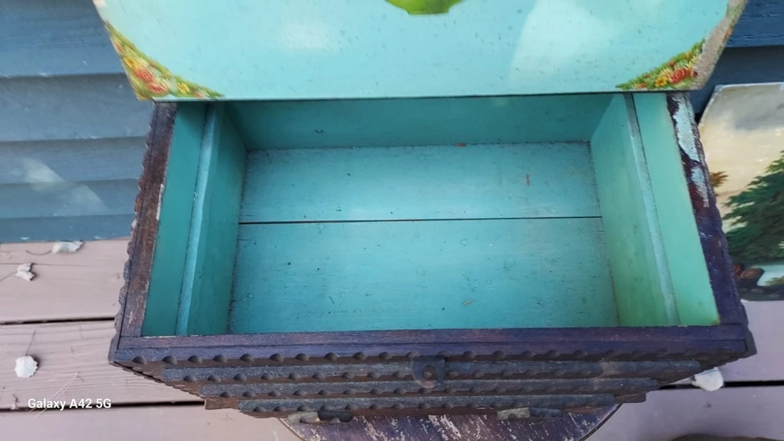 Folk Art Tramp Art Box Huge - 5