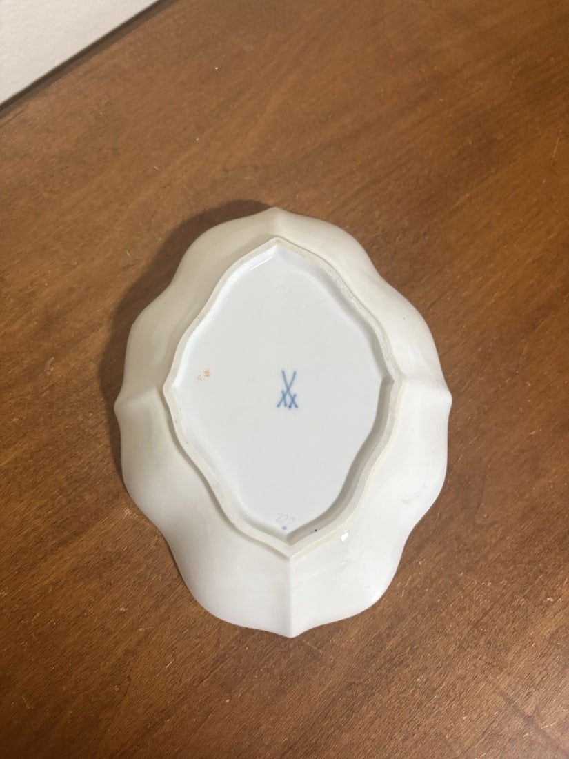 Meissen Cobalt Botanical Dish - 3