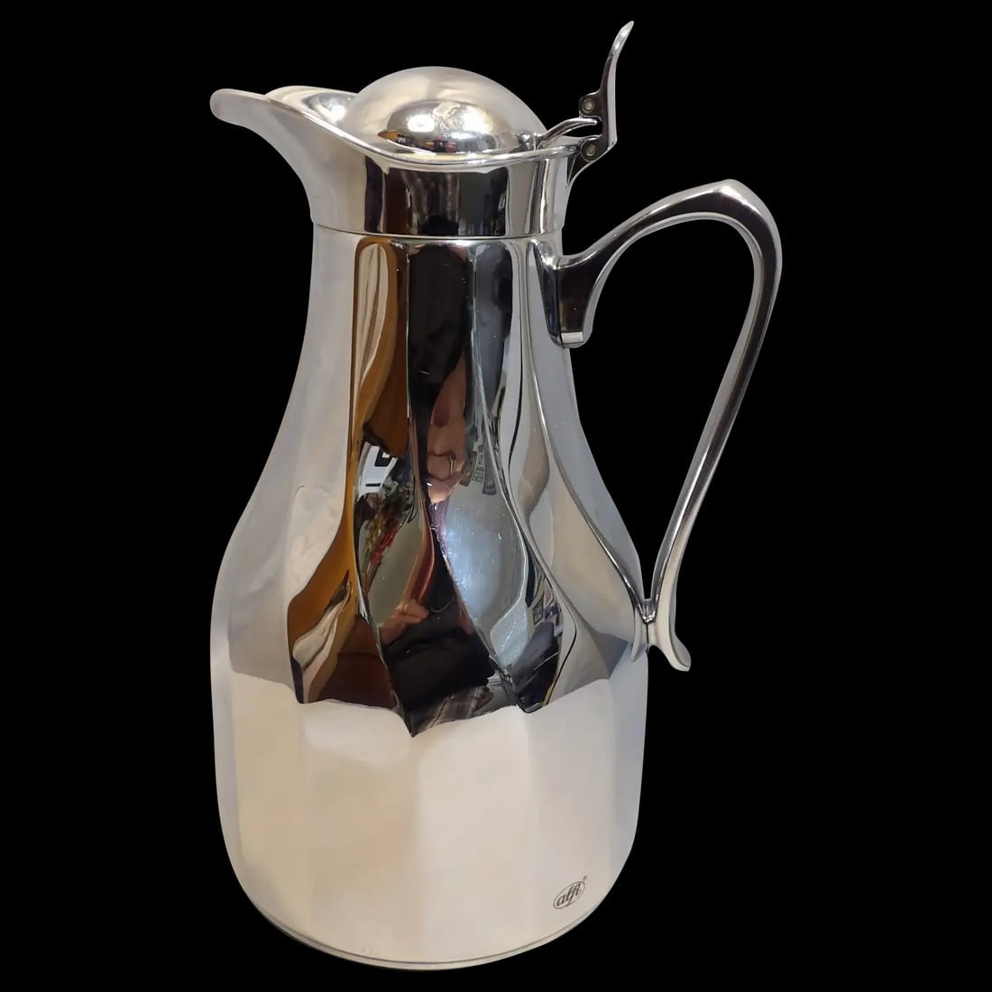 Vintage MCM Alfi West Germany Chrome Coffee Carafe: Mid-Century Modern Alfi vacuum insulated coffee carafe from West Germany. Polished chrome finish with original glass liner. 1 liter capacity. Shipping:Domestic: Flat-rate of $21.00 to anywhere