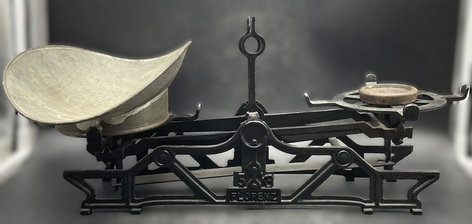 Antique J Florenz Wien Cast Iron Scale w/ Basket and Weight: Date/Period: unknownDimension: Approx. 8.75"tall x 20" long x 8"Material: metalAdditional Information: Antique J Florenz Wien Cast Iron Scale 5kg With Basket and 1/2 Crane Foundry Weight 