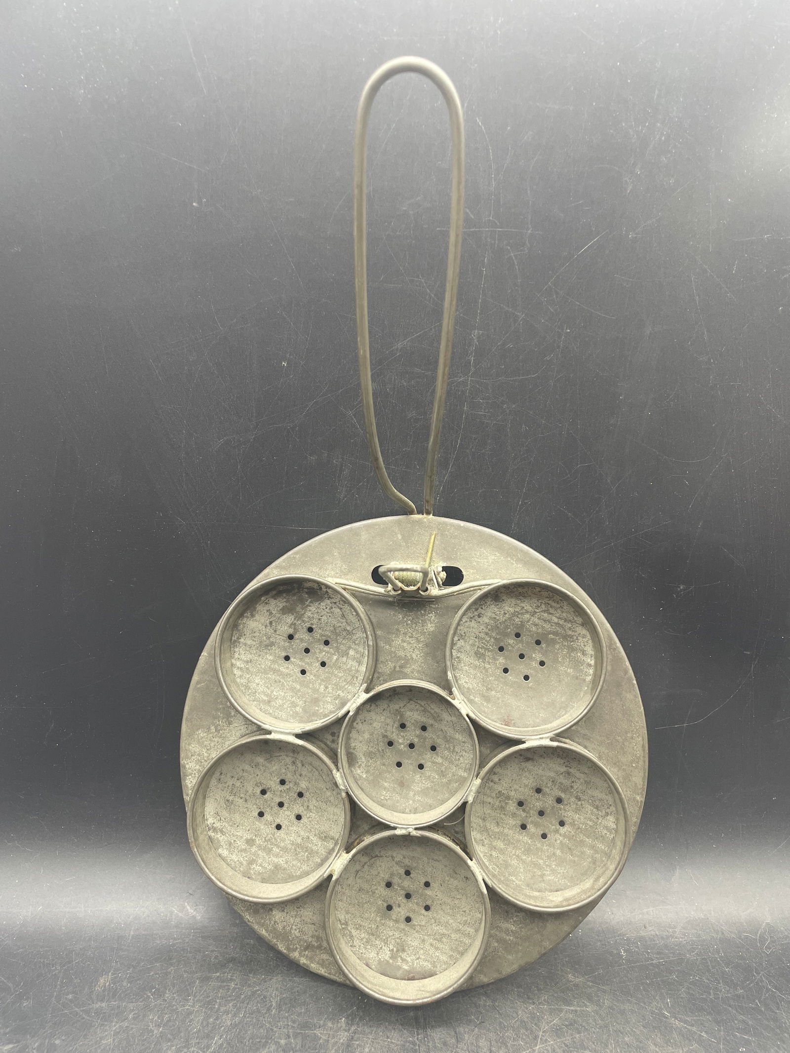 Primitive Tin Antique Poached Egg Maker, Spring Loaded Handle, 6 Rings - 7