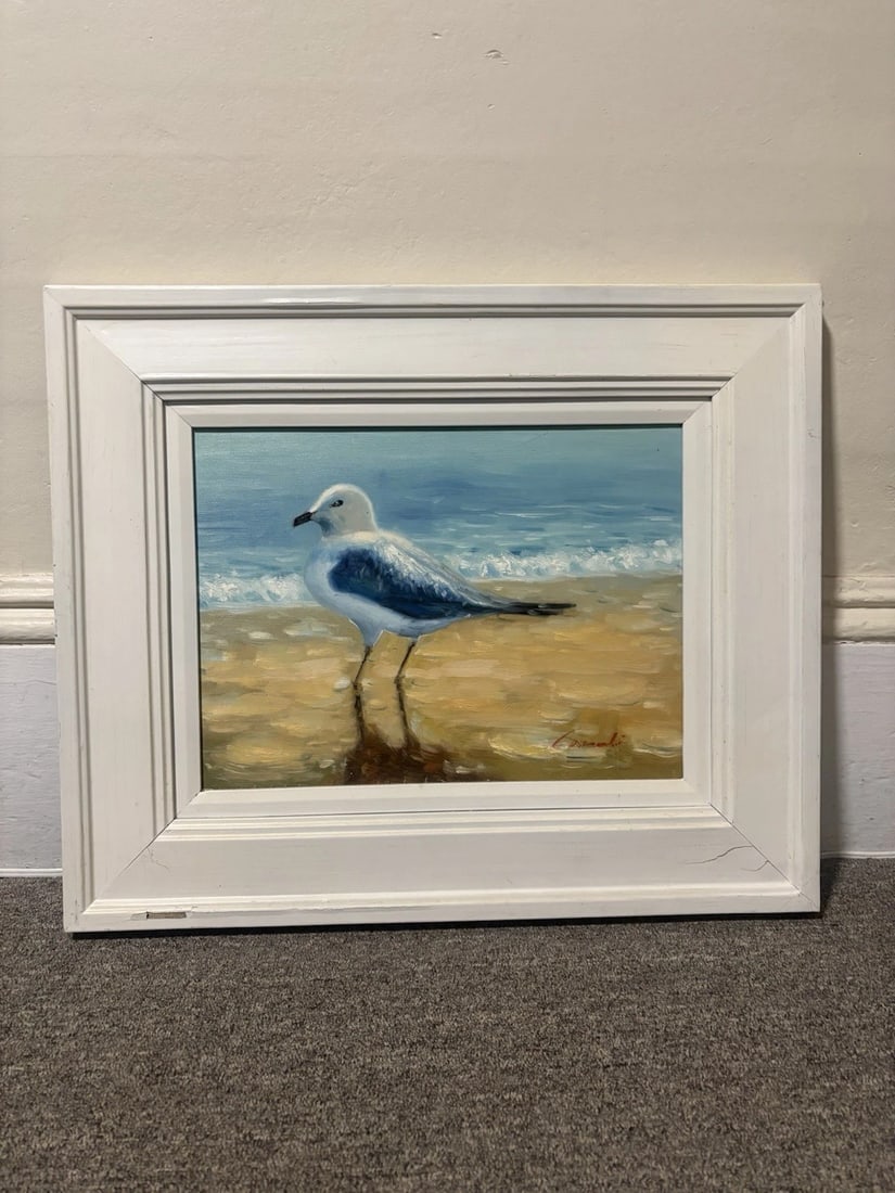Oil On Canvas Seagull Seascape Painting: The frame measures 24” x 20” and the canvas measures 20” x 12”. It is artist signed in the lower right hand corner. The canvas is in good condition with no issues. The frame