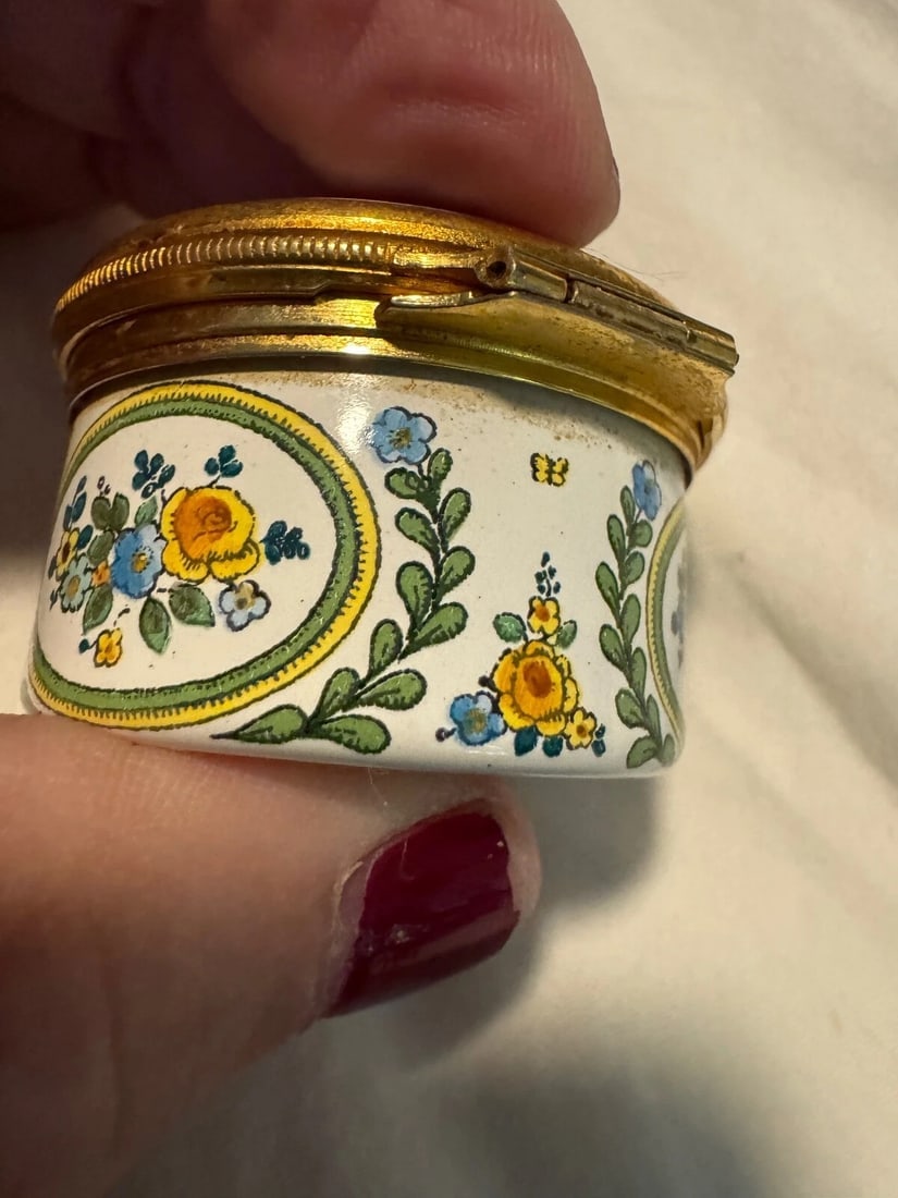 Halcyon Days English Enamels "Happy Birthday" Floral Design Trinket Box ENGLAND - 3