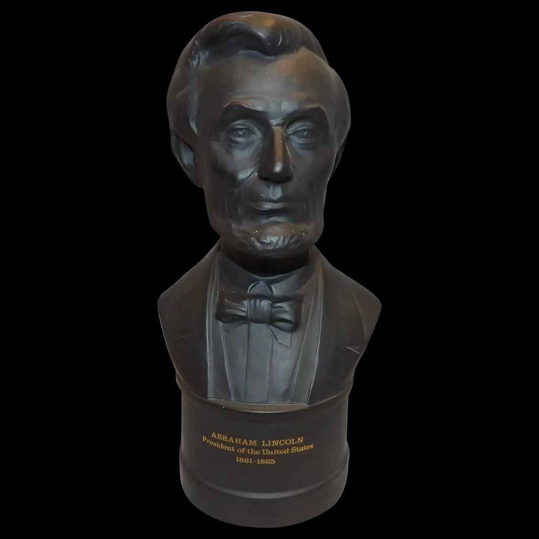 Wedgwood Black Basalt Limited President Medallions: Limited edition Wedgwood Black Basalt medallions featuring U.S. Presidents. Detailed matte finish basalt with bronze-tone highlights. Numbered and boxed. Shipping:Domestic: Flat-rate of $20.00 to