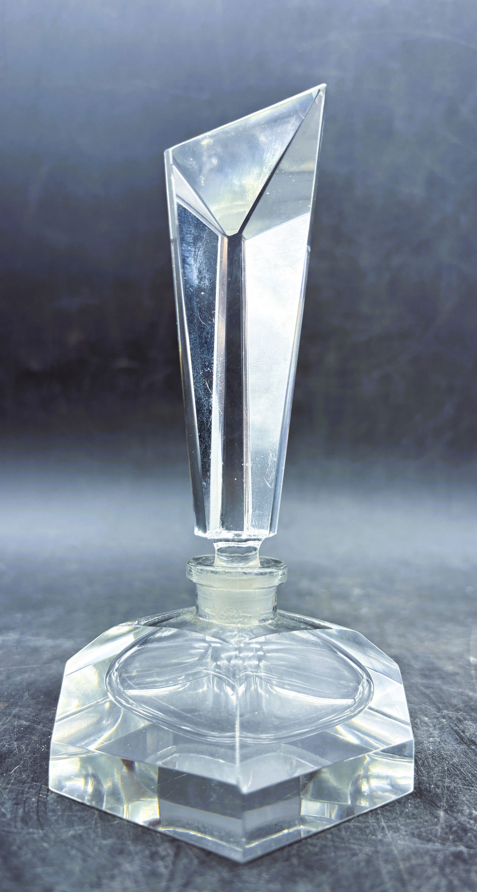 Art Deco IRICE Irving Rice Japan Crystal Glass Perfume Bottle: Date/Period: unknown Dimension: approx 5.5" tall x 2.25" x 2.25" Material: glass Additional Information: Art Deco IRICE Irving Rice Japan Crystal Glass Perfume Bottle Shipping: Domestic: Flat-rate of