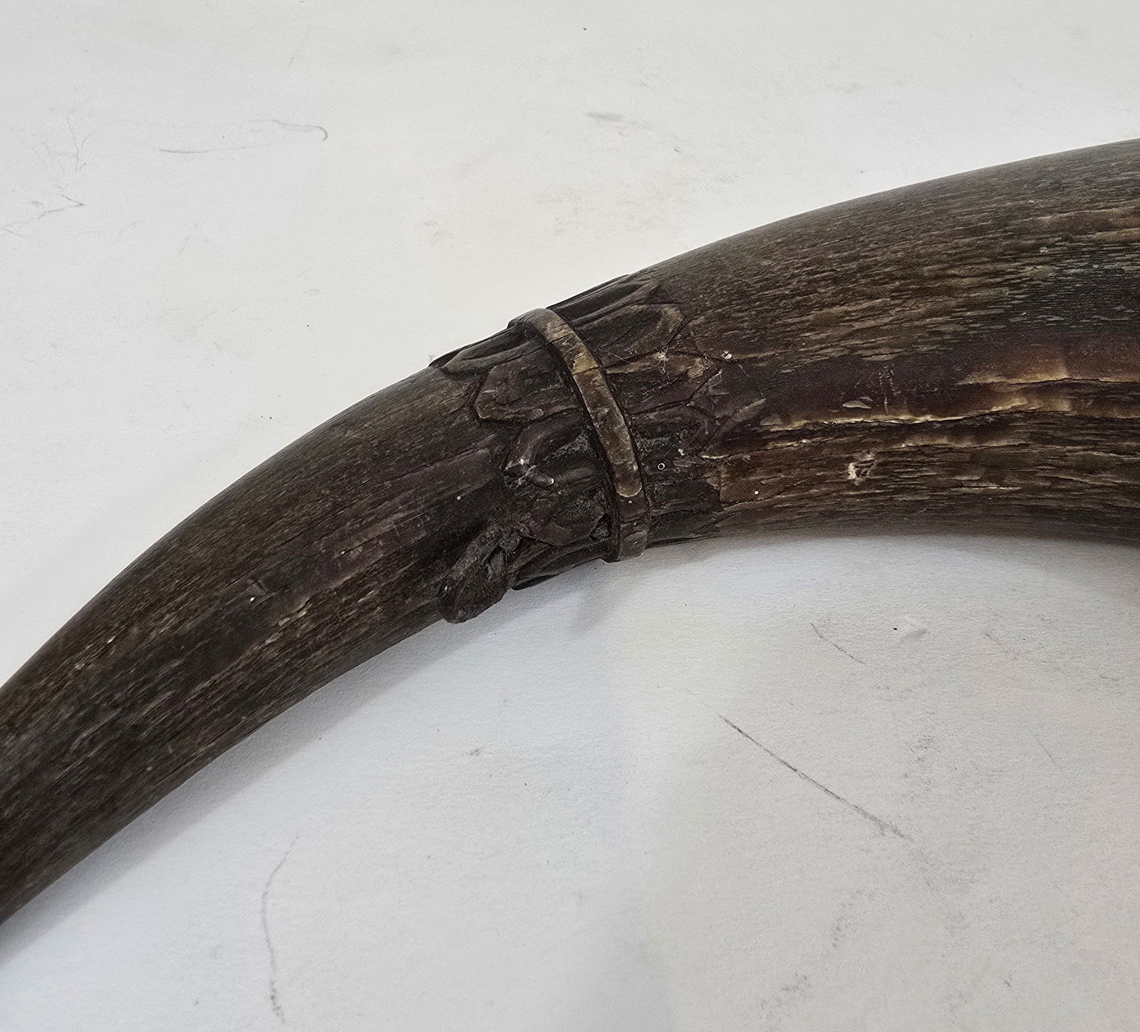 Early Eastern Woodlands bison powder horn - 6