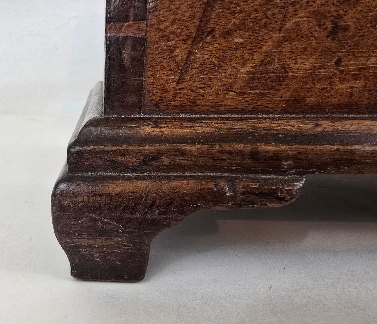 Eighteenth century table top chest - 3