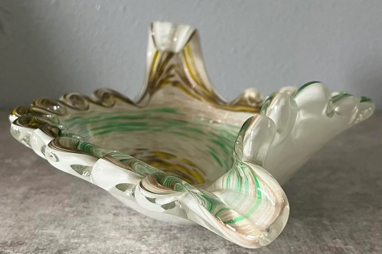 1960s Fratelli Toso Mottled Aventurine Gold Swirl Murano Art Glass Catchall or Bowl - 5