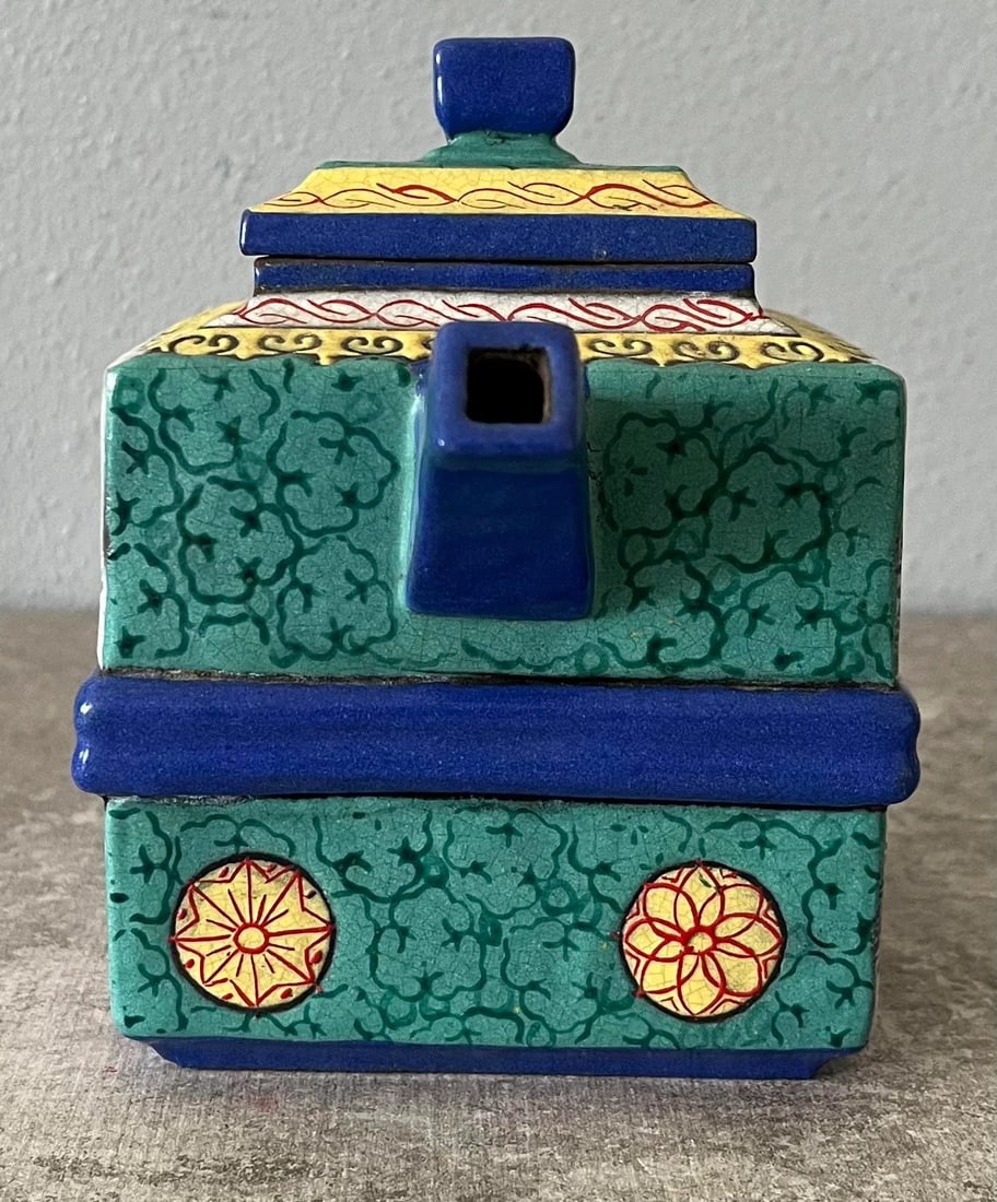 Yixing Zisha Enameled Square Teapot 19th Century- Marked - 3