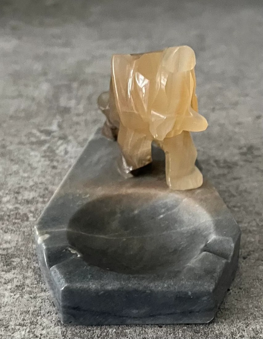1970s Petite Marble Elephant Ashtray - 2