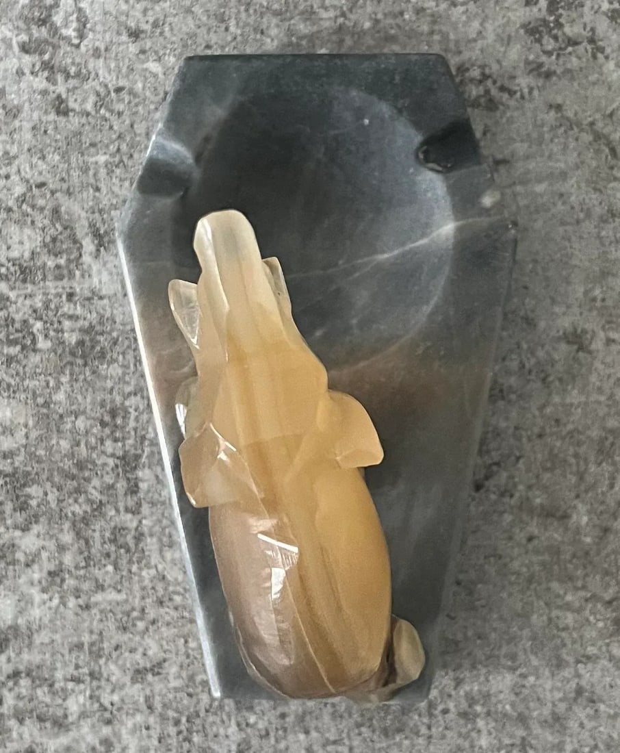 1970s Petite Marble Elephant Ashtray - 5