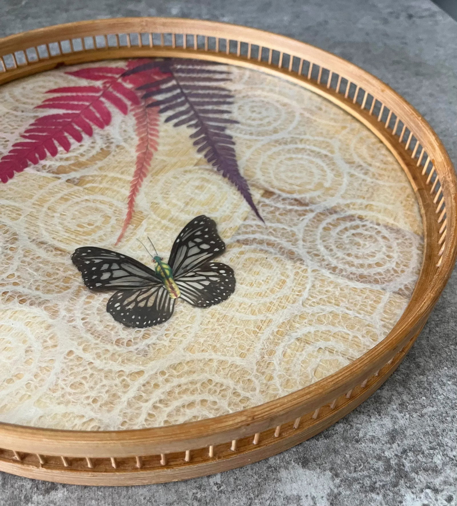 1970s Boho Chic Pressed Butterfly Bamboo Tray - 4