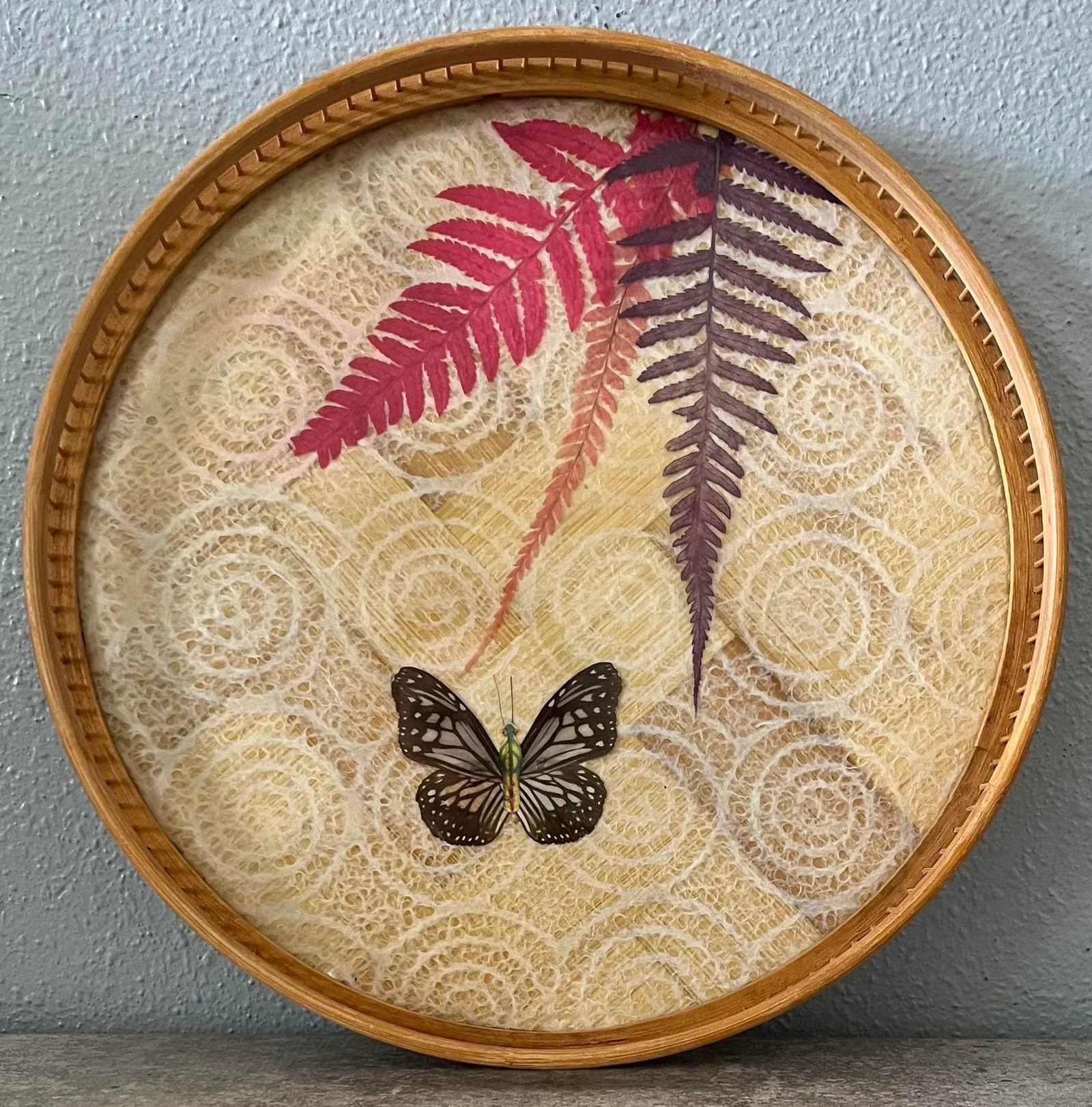 1970s Boho Chic Pressed Butterfly Bamboo Tray - 7