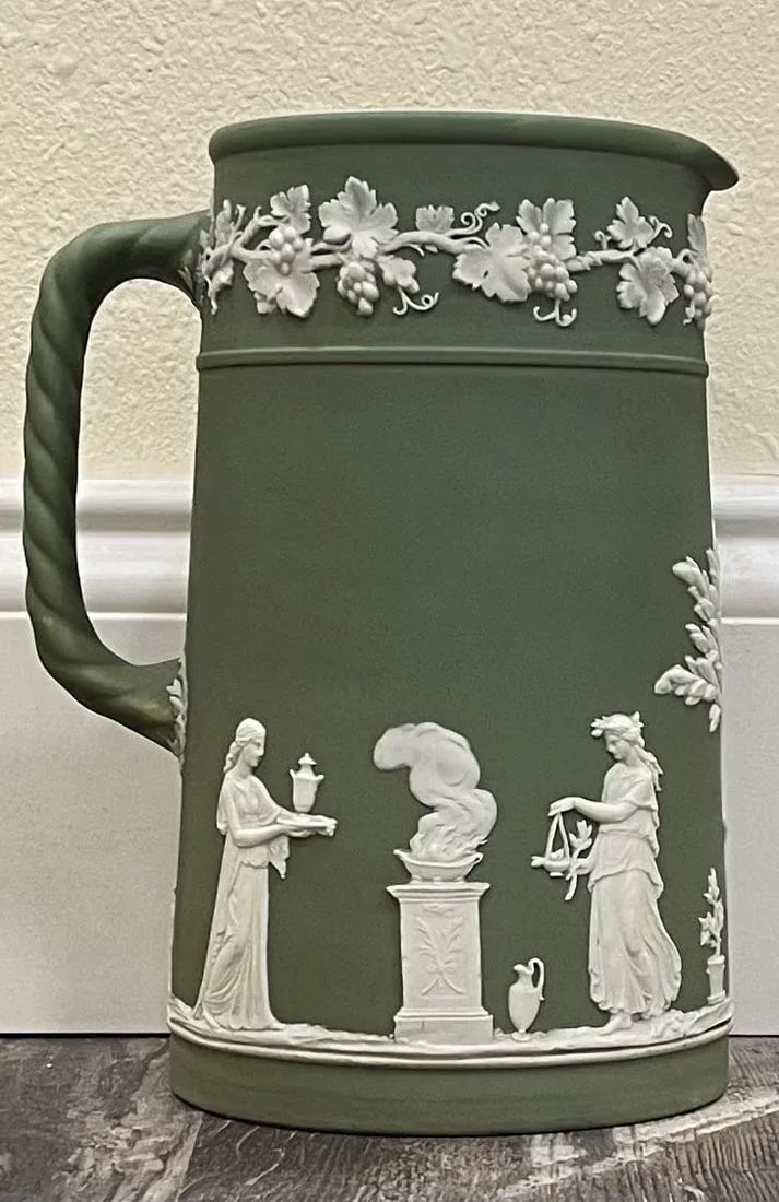 Sage Green Wedgwood Dipped Jasperware Pitcher, Circa 1912 - 10