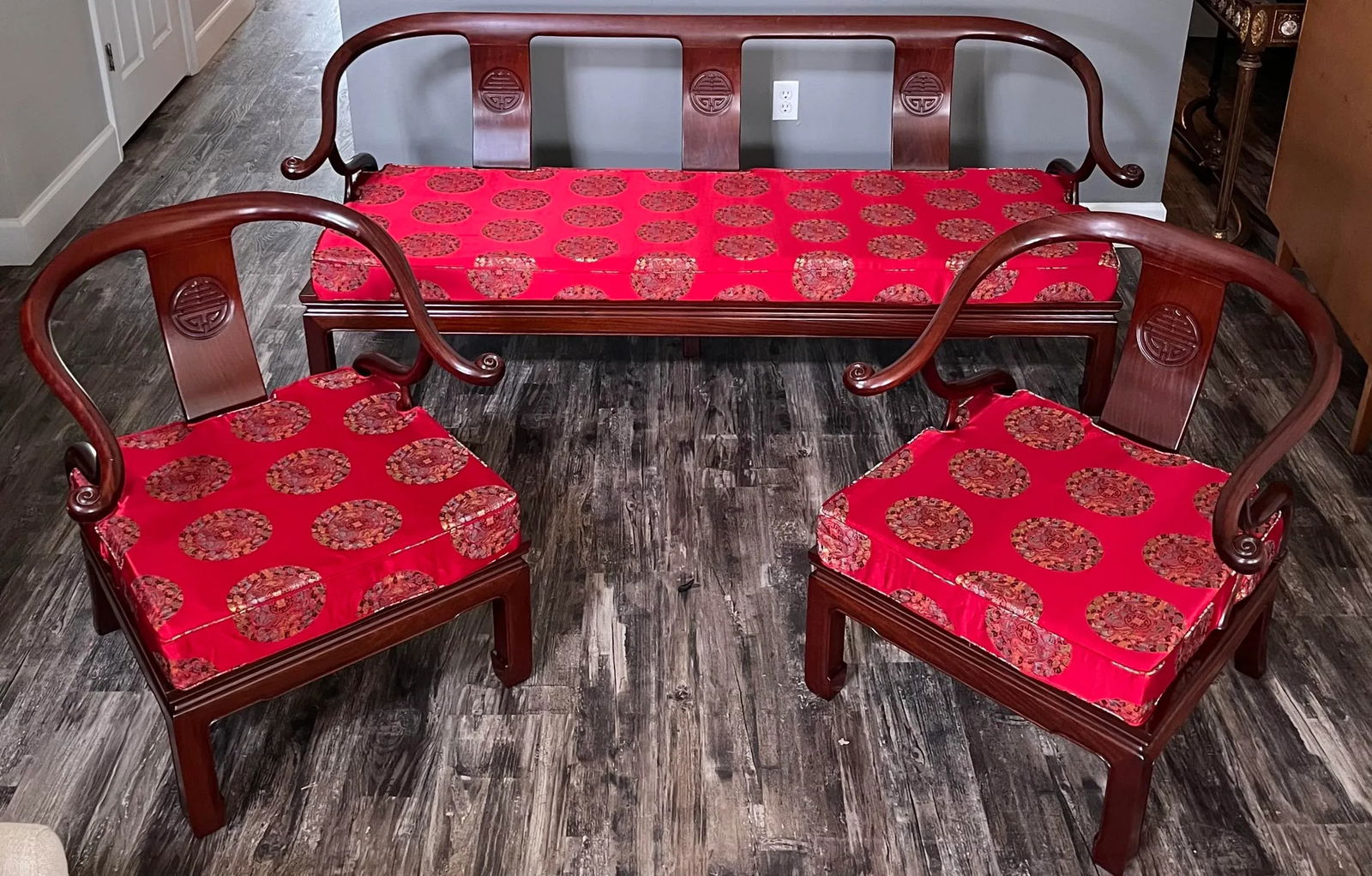 Late 19th Century Ming Style Horseshoe Settee and Chairs in Rosewood- 3 Pieces - 12