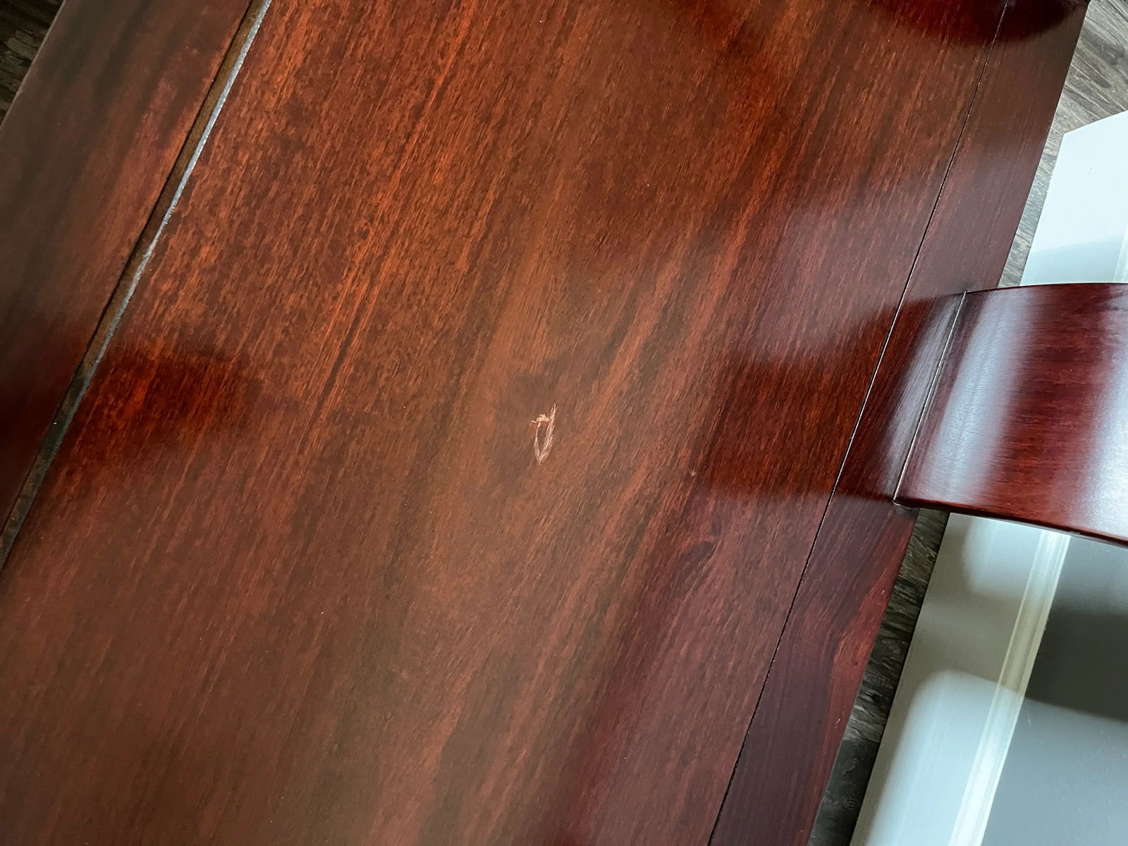 Late 19th Century Ming Style Horseshoe Settee and Chairs in Rosewood- 3 Pieces - 8