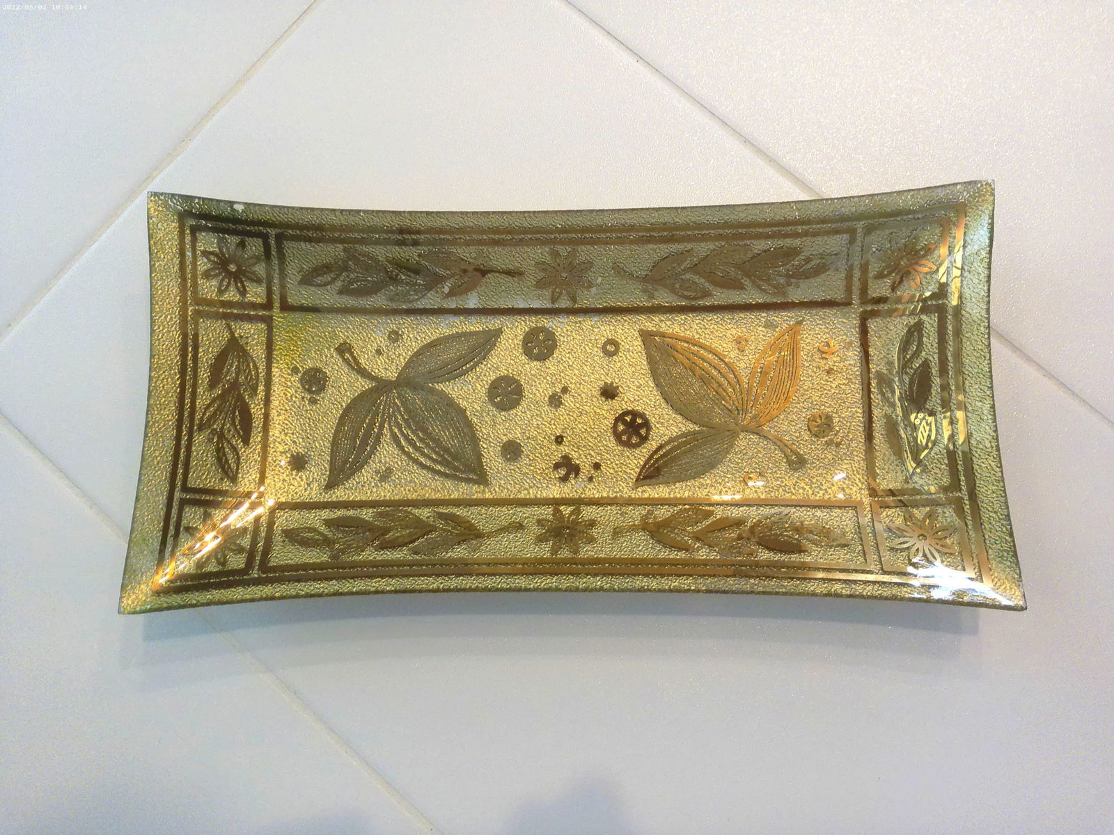 Mid-Century Georges Briard Inspired Botanical Gold Leaf Tray - 2
