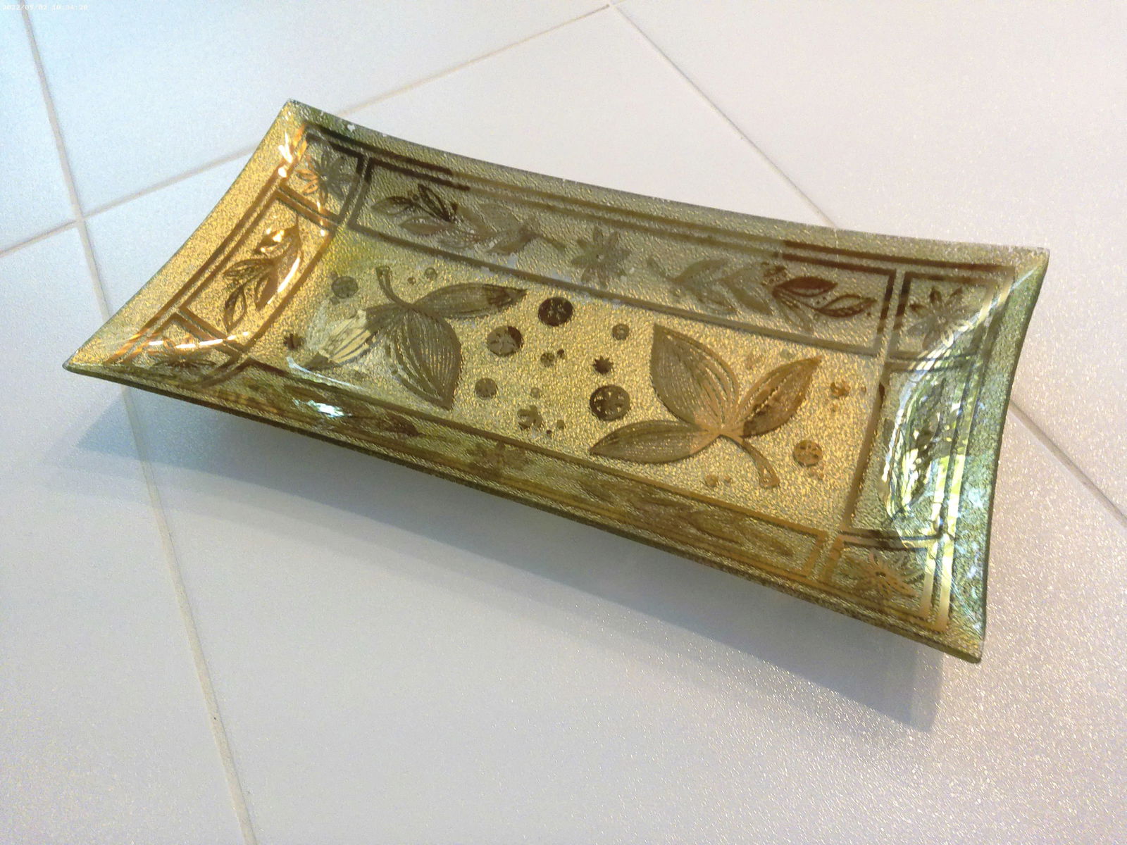 Mid-Century Georges Briard Inspired Botanical Gold Leaf Tray - 6