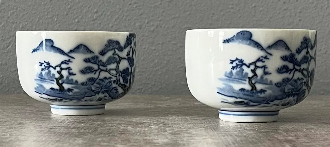 20th Century Hand-Painted Imperial Japanese Tea Cups- a Pair - 2