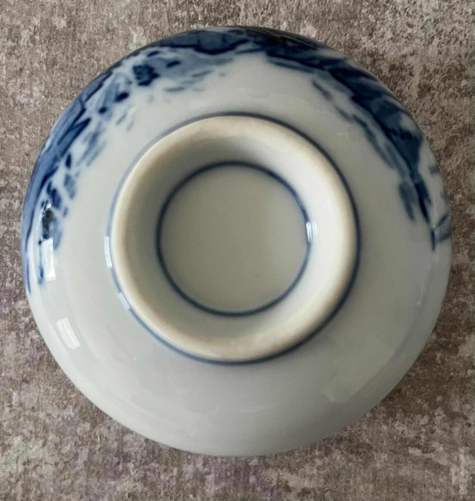 20th Century Hand-Painted Imperial Japanese Tea Cups- a Pair - 4