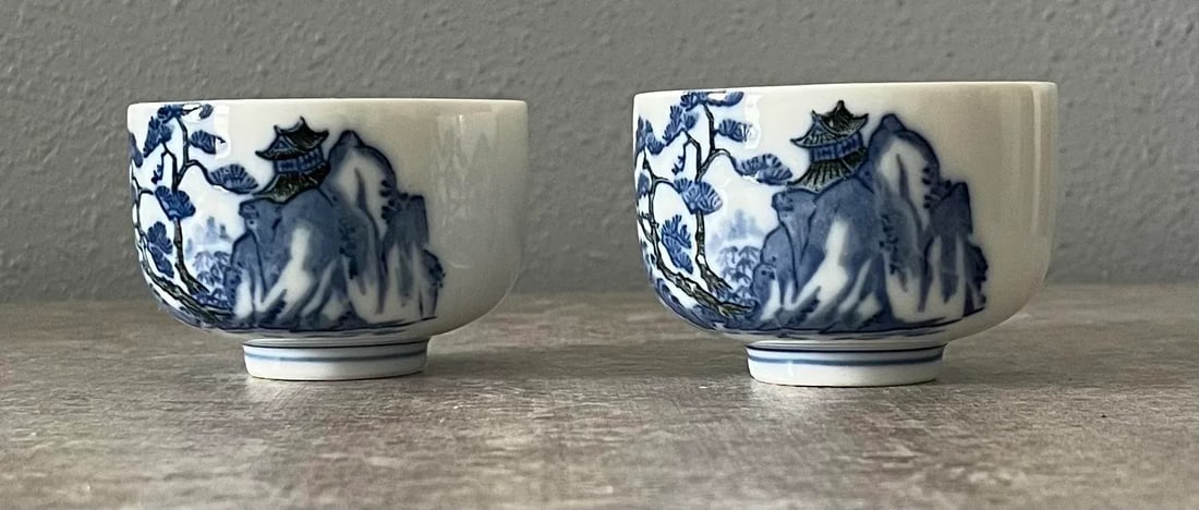 20th Century Hand-Painted Imperial Japanese Tea Cups- a Pair - 6