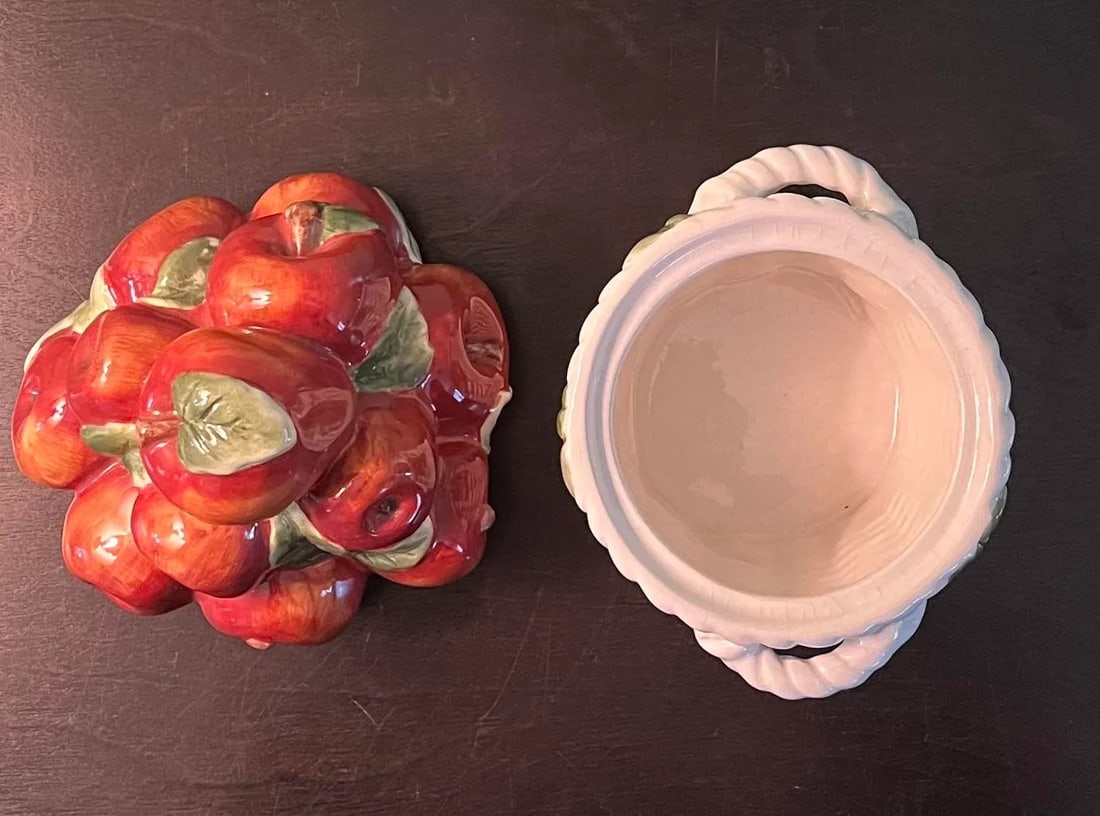 1990s Kaldun and Bogle Majolica Style Apple Jar Topiary - 5