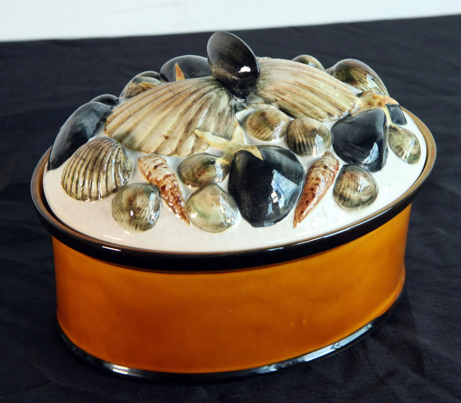 Vintage Majolica Ceramic Shellfish Lidded Casserole Serving Bowl - 10